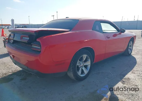 2017 Dodge Challenger Sxt z USA, uszkodzony, nr VIN 2C3CDZAG9HH568275